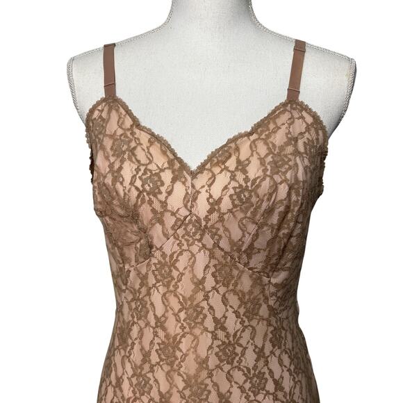 Vintage 60s Artemis Size Medium Nude Lace Fully Lined Slip Nightgown Scallop Hem - Picture 4 of 11